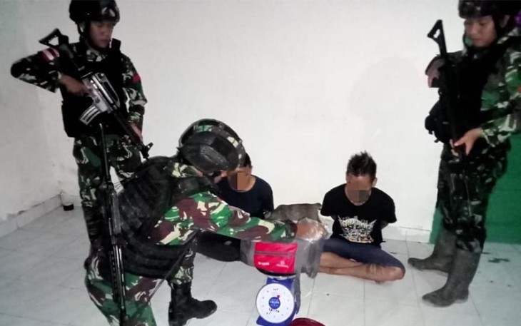 Tersangka dan barang bukti saat diamankan