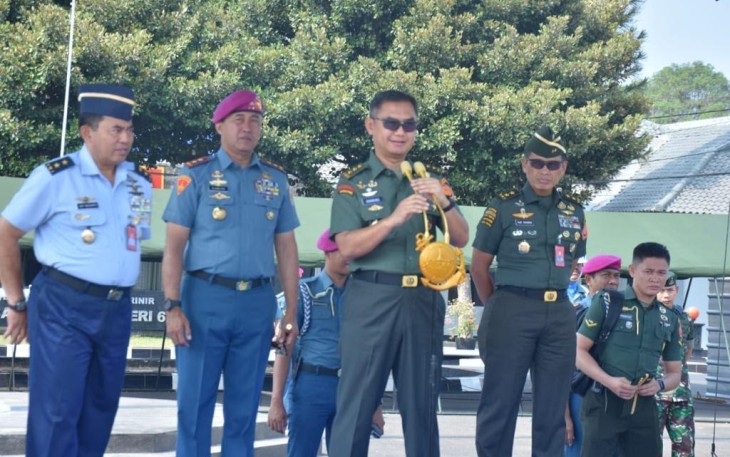 Kasum TNI Letjen TNI Bambang Ismawan, S.E., M.M. didampingi Asops Panglima TNI Mayjen TNI Muhammad Nur Rahmad dan Aspers Panglima TNI Marsda TNI Arif Widianto, S.A.B., M.Tr. (Han) mengunjungi Markas Komando Pasukan Marinir 1 (Mako Pasmar 1) di Cilandak, Jakarta Selatan, Senin (18/9/2023).