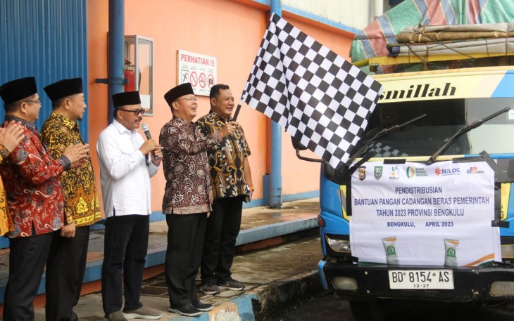 Pemprov Bengkulu Salurkan Beras Bantuan