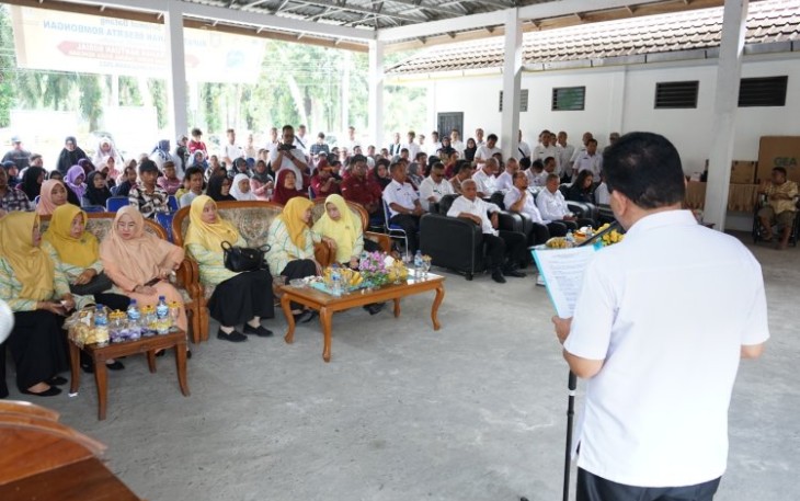 Bupati Asahan Surya BSc Serahkan Bantuan Sosial dan Resmikan Posko Taruna Siaga Bencana