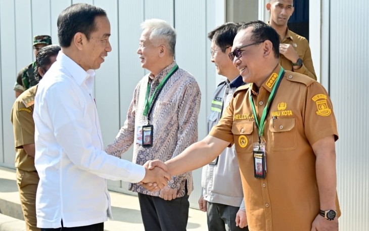 Wali Kota Helldy Agustian, saat sambut Kunker Presiden Jokowi di PT Lotte Chemical
