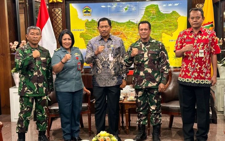Danlanal Semarang Laksanakan Courtesy Call Ke PJ Gubernur Jawa Tengah