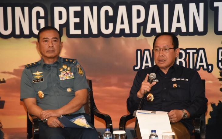 Kepala Bakamla RI Laksdya TNI Dr. Aan Kurnia saat menjadi salah satu narasumber dalam acara Seminar “Pembangunan Keamanan Laut Untuk Mendukung Pencapaian Target Rencana Pembangunan Jangka Panjang (RPJPN) 2025-2045” di Hotel Borobudur, Jakarta Pusat pada Rabu (5/7/2023).