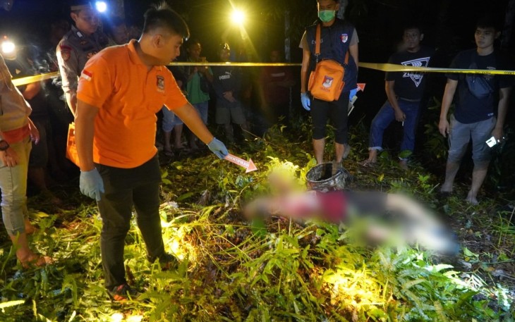 Seorang laki-laki bernama Martinus David (60) ditemukan meninggal dunia di kebun karet di Dusun Gonis Butun, Desa Gonis Tekam, Kecamatan Sekadau Hilir pada Rabu (13/12/2023)