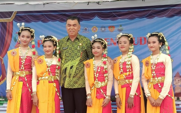 Bupati Natuna saat Hadiri Pegelaran Seni Budaya di Desa Harapan Jaya