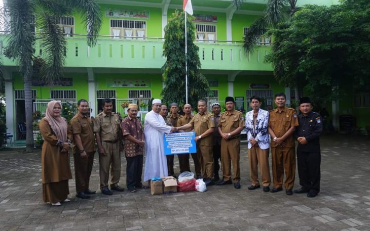 Dinas Pendidikan Pasbar Serahkan Rp 175 Juta Lebih Donasi Untuk Palestina Ke MUI 