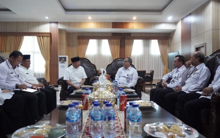 Audiensi Kepala BPS Provinsi Bengkulu Beserta Jajaran dengan Gubernur Rohidin Mersyah 