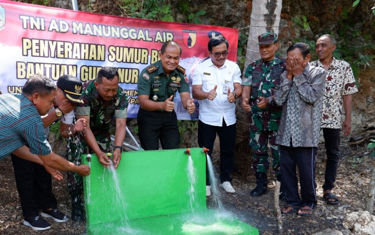 Bantuan Sumur Bor dari Pangdam V/Brw Secara Resmi Diserahkan Kepada Masyarakat