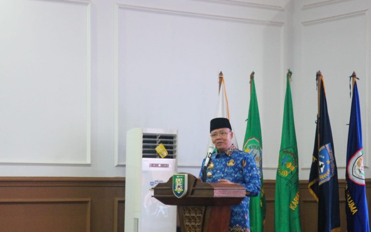 Gubernur Bengkulu Rohidin Mersyah   