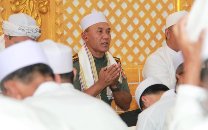 anrem 081/Dsj dan Dandim 0806/Trenggalek dalam Haflah Dzikir dan Haul Akbar Trenggalek ke-829