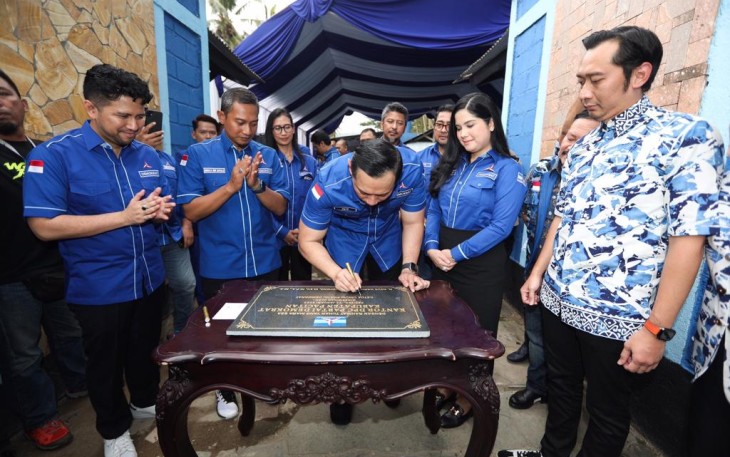 AHY saat meresmikan Kantor DPC Pacitan, Minggu (15/1) sore. 