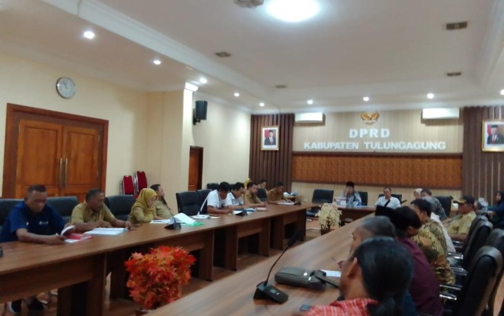 Kondisi Audiensi Komisi C DPRD di Ruang Aspirasi