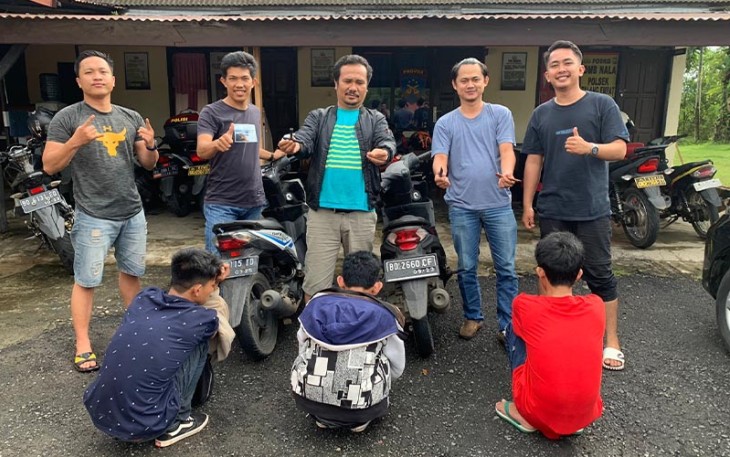 Tersangka dan barang bukti saat diamankan