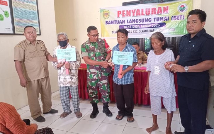 Penyaluran BLT Desa Tewai Baru