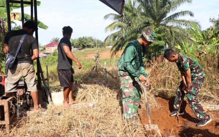  Satgas TMMD 117 Kodim 0407/Kota Bengkulu Bangun Sumur Bor 