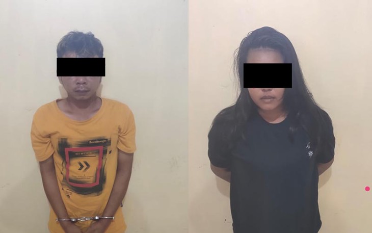 Terduga pelaku (diborgol) saat diamankan.