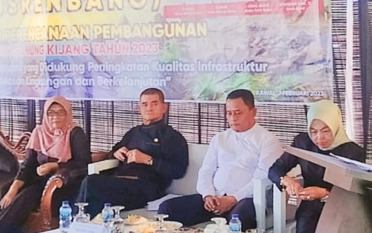 Anggota DPRD kabupaten Bintan saat menghadiri Musrembang tingkat kecamatan