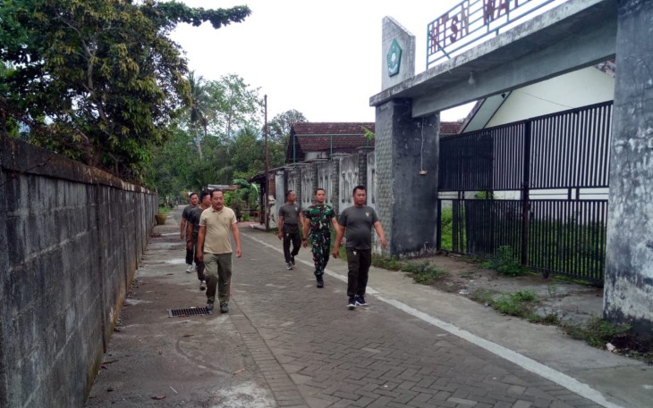 Kodim 0806/Trenggalek dan Koramil Satu Langkah untuk Sehat Bersama