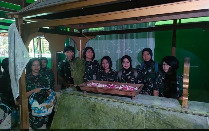 Sambut HUT ke-61 Korps Wanita TNI AL