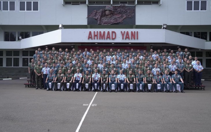 Foto bersama usai rakor