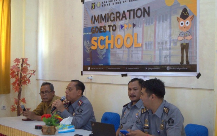 sosialisasi dan pelayanan Eazy Passport ke Sekolah Menengah Atas Negeri 2 Kota Baubau dan dilakukan selama 1 hari pada hari Selasa, 01 Agustus 2023.