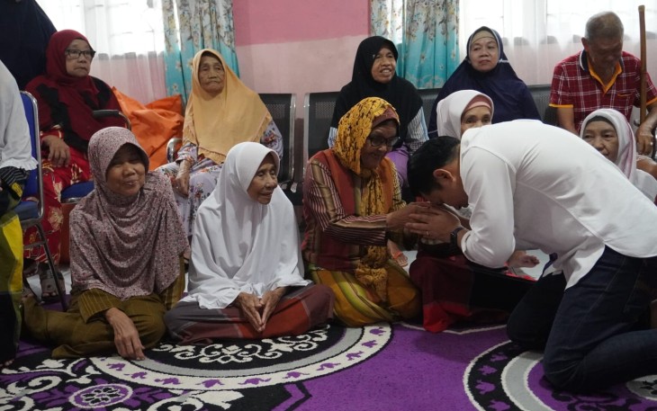 Wabup Osit saat Silahturahmi ke Rumah Bahagia Bintan