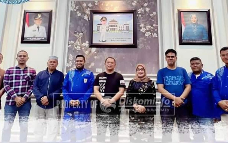 KNPI Labuhanbatu Bersilahturrahmi Kerumah Dinas Bupati 