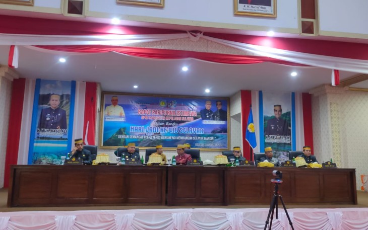 Wadan Lantamal VI Hadiri Rapat Paripurna Istimewa Peringatan Hari Jadi ke-418 Selayar