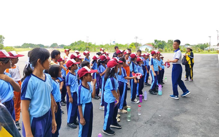 Siswa SD Kunjungi Wisata Edukasi Lanudal Tanjungpinang