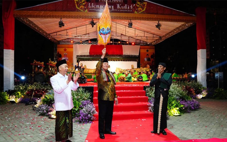 Panglima TNI Laksamana TNI Yudo Margono S.E.,M.M., dilapangan Universitas Yudharta Pondok Pesantren Ngalah Yayasan Darut Taqwa Sengonaung Jl. Yudharta No. 7 Dsn. Kembangkuning, Ds. Sengonagun, Kec. Purwosari, Pasuruan Jawa timur, Minggu (3/9/2023).
