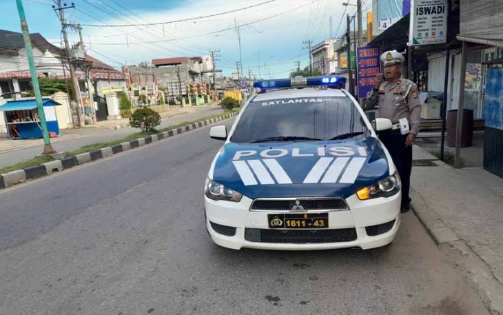 KBO Satlantas Polres Aceh Timur Sosialisai di Jalur KTL