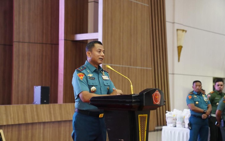 Komandan Denma Mabes TNI Brigjen TNI (Mar) Nawawi, S.E., M.M., saat sambutan.