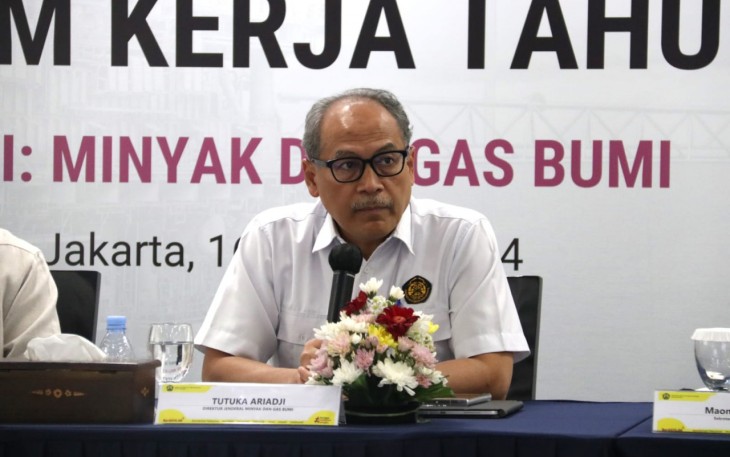 Direktur Jenderal Migas Tutuka Ariadji pada konferensi pers capaian kinerja subsektor migas tahun 2023 di Jakarta, Selasa (16/1).