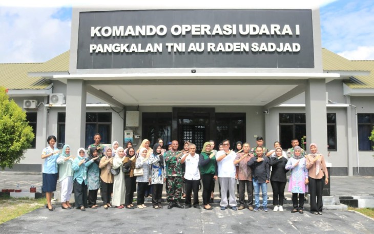  Kadispotdirga Lanud RSA, Letkol Pom Fanny Philips H, membuka acara pembukaan kelompok Tani Tucano Jaya, Lanud RSA dalam program rehabilitasi mangrove dari BRGM RI. Bertempat di ruang rapat Mako Lanud RSA Kabupaten Natuna, Rabu (06/03/2024)