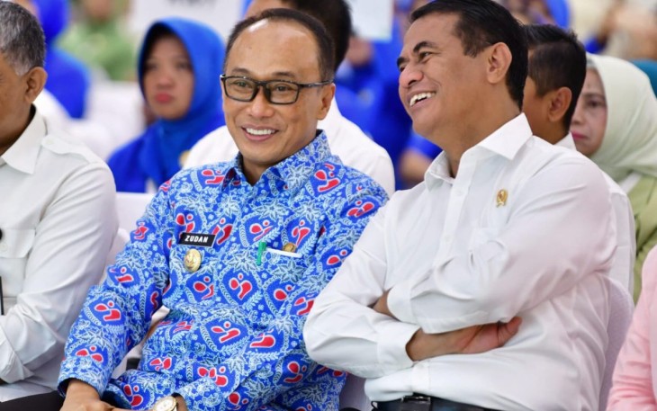 Pj Gubernur Sulsel Prof Zudan Arif Fakrulloh bersama Mentan RI Amran Sulaiman 