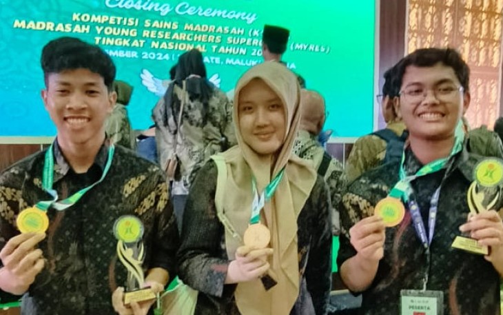 Tiga siswa MAN 2 Kota Malang peraih medali KSM 2024