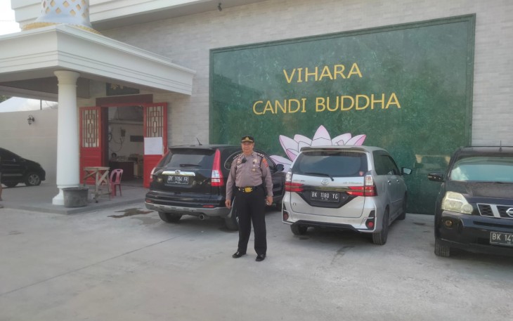 Jelang Perayaan Imlek, Polrestabes kawal pengamanan sejumlah Vihara di Medan, Jumat (9/2/2024).