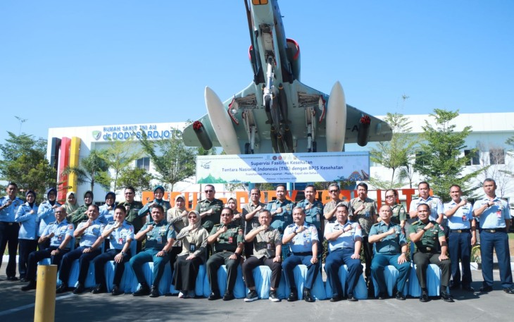 Kepala RSAU dr Dody Sardjoto Lanud Sultan Hasanuddin Sambut Kunjungan Tim Supervisi Fasilitas Kesehatan TNI dan BPJS