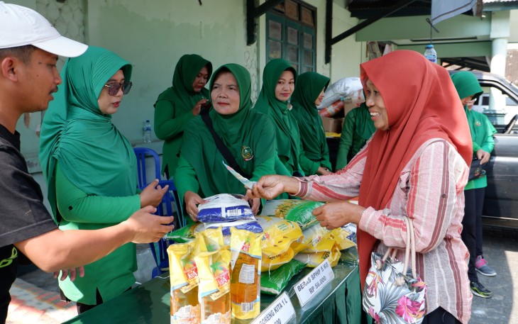 Kodim 0801/Pacitan Gelar Bazar UMKM dan Makan Gratis