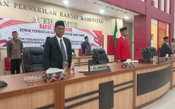 Pj Bupati Aceh Timur Hadiri Pelantikan PAW Anggota DPRK