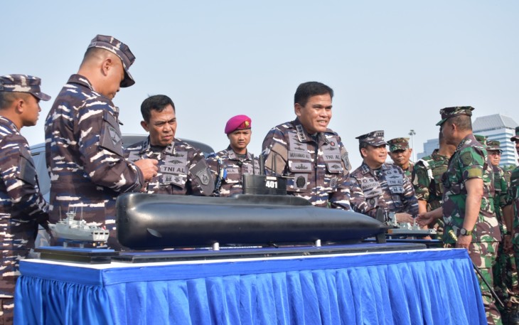 Panglima Kolinlamil Dampingi Cek Kesiapan Rangkaian Acara HUT TNI le-79 Tahun di Monas 