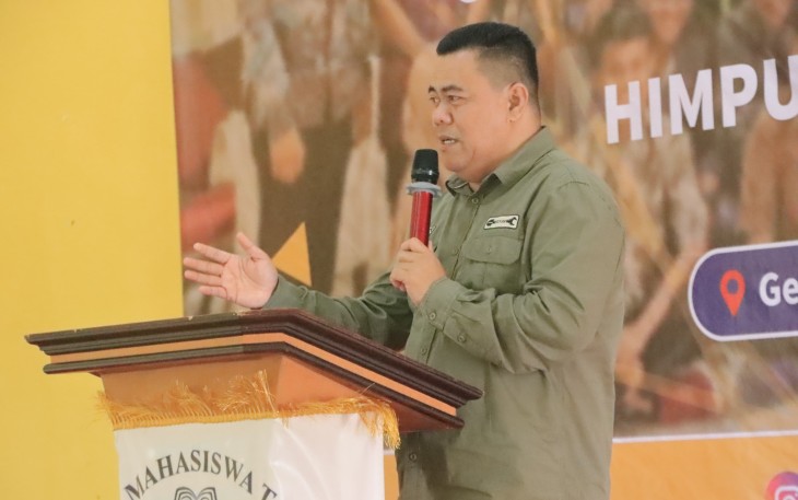  Sekda Bintan Buka Musyawarah Besar Ke IV Himpunan Mahasiswa Tambelan