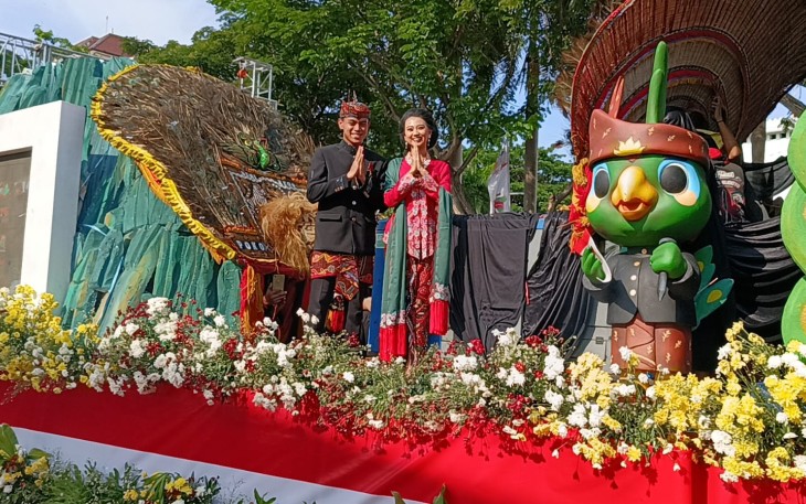38 KPU Kirab Maskot Pilkada