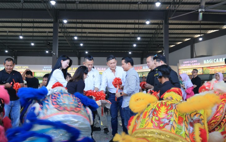 Wakil Bupati Bintan Meresmikan Grand Opening Seven Land Food Court 