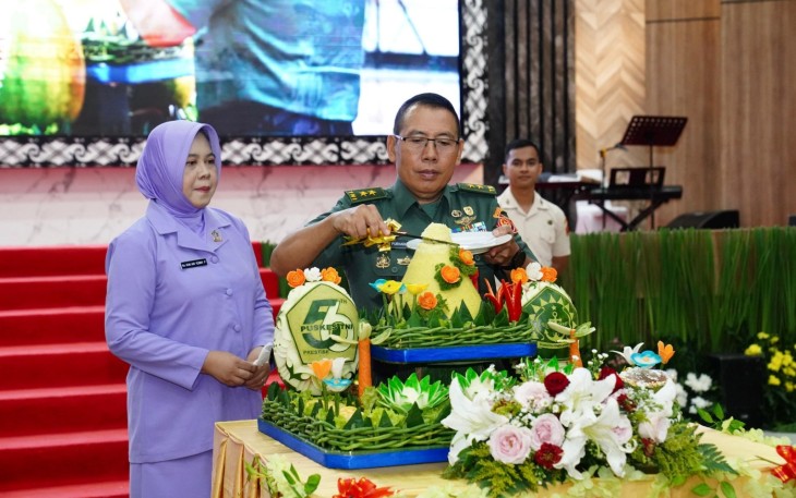 Kapuskes TNI Pimpin Syukuran HUT ke-56 Puskes TNI