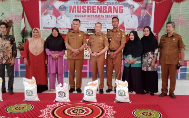 Foto Bersama usai acara