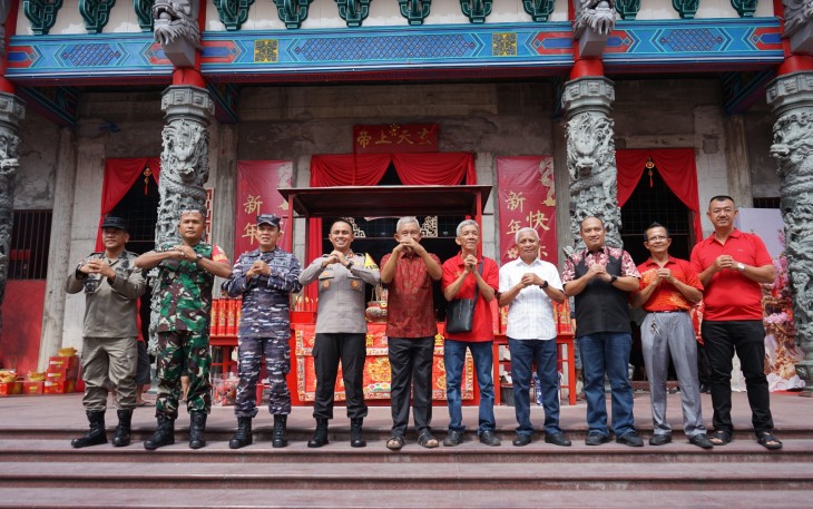 Tahun Baru Imlek 2575, Bupati Asahan Beserta Forkopimda Kunjungi Vihara 