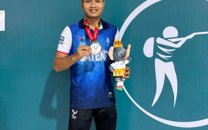 Briptu Niko Sabet Medali Perak Cabor Menembak