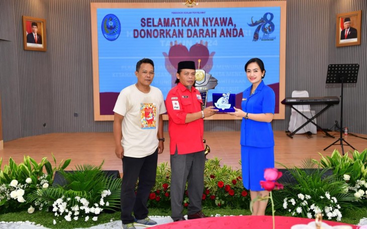 Prajurit TNI AL Ikuti Kegiatan Donor Darah 
