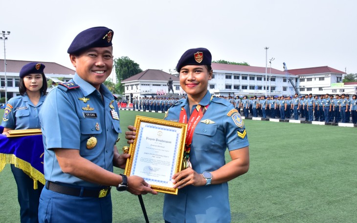 Panglima Kolinlamil Sampaikan Rasa Bangga Kepada Prajurit Kolinlamil yang Berprestasi 